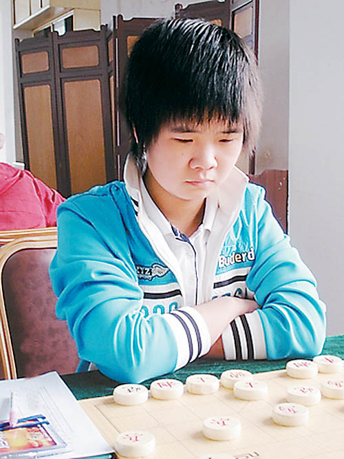 最年轻中国象棋大师：赢不了电脑 希望将来念好大学